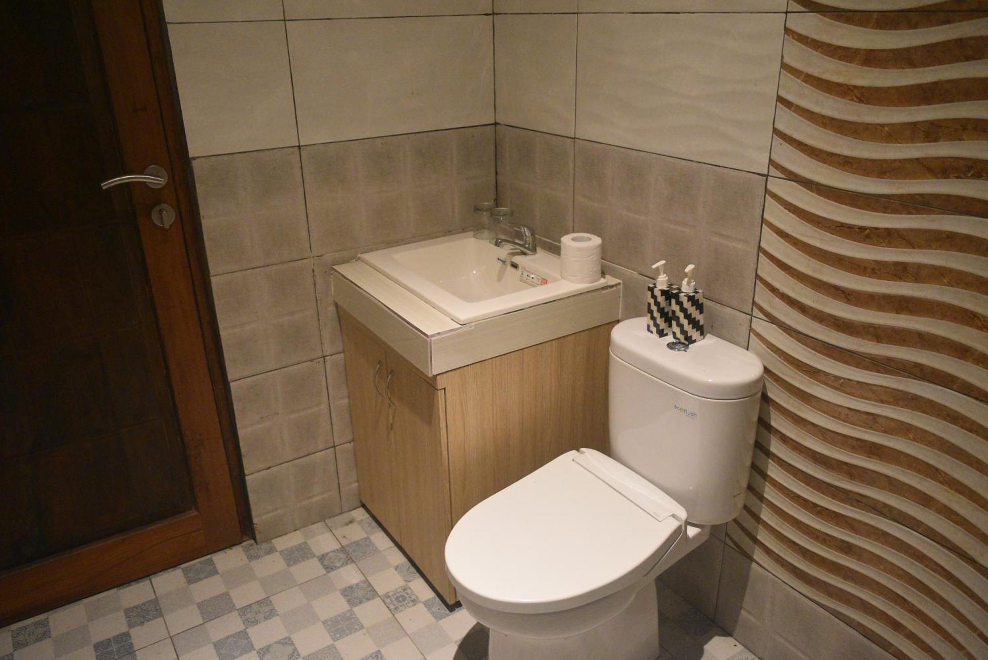 Ketut Joglo Guest House Nusa Dua  Exterior foto